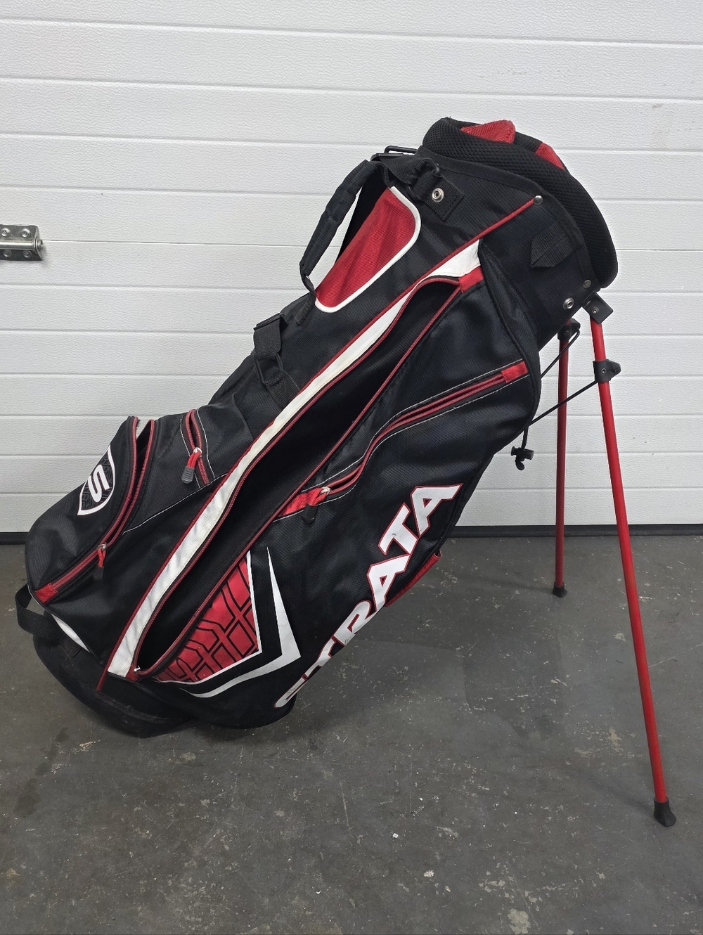 Stand Golf Bag — Black & Red - Picture 4 of 9